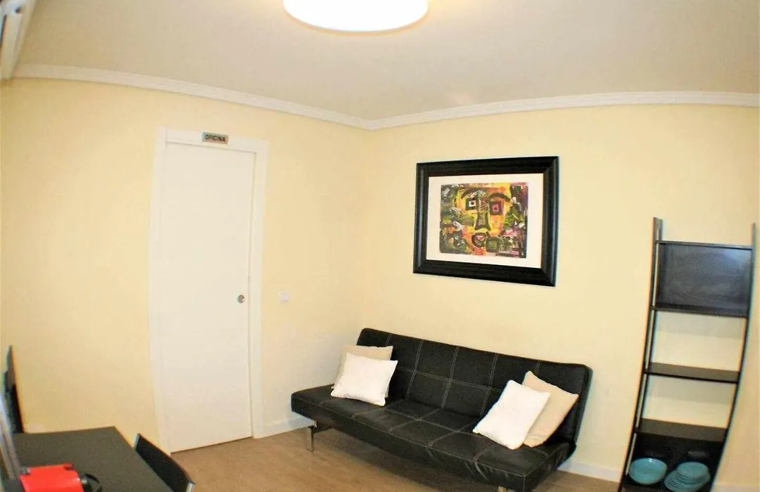 Apartamento Cercano A Madrid Rio Centrico. Nuevo-1